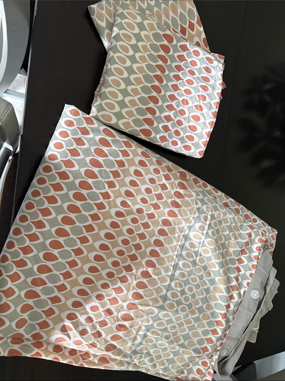 King Geo Petal Pattern Duvet Cover Set in Coral and Gray - Crate & Barrel